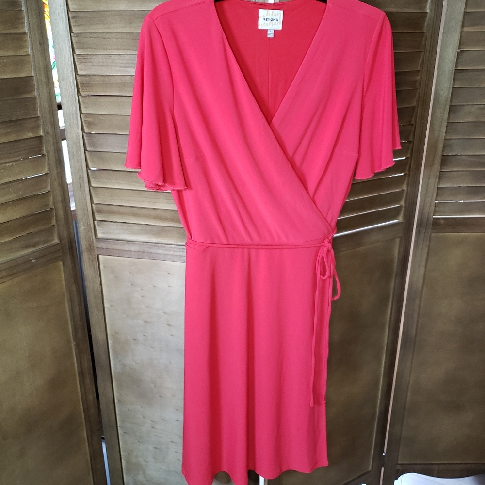Women's beyond drop neck red dress. Size medium